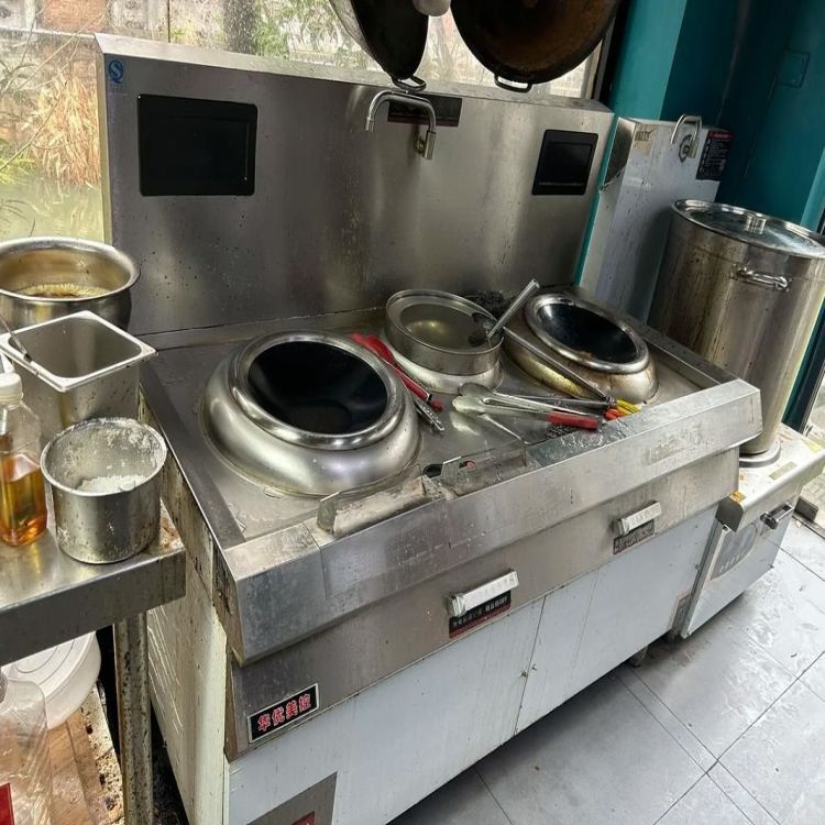 厨房设备回收 二手成套不锈钢厨具收购 酒店餐饮废旧设备 盛威 - 爱企