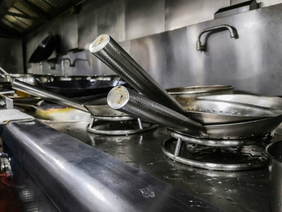 酒店厨具设备 高效餐饮运营的基石