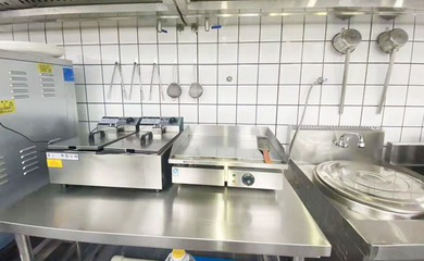 西安多元欢乐世界食堂厨具设备工程项目全面解析